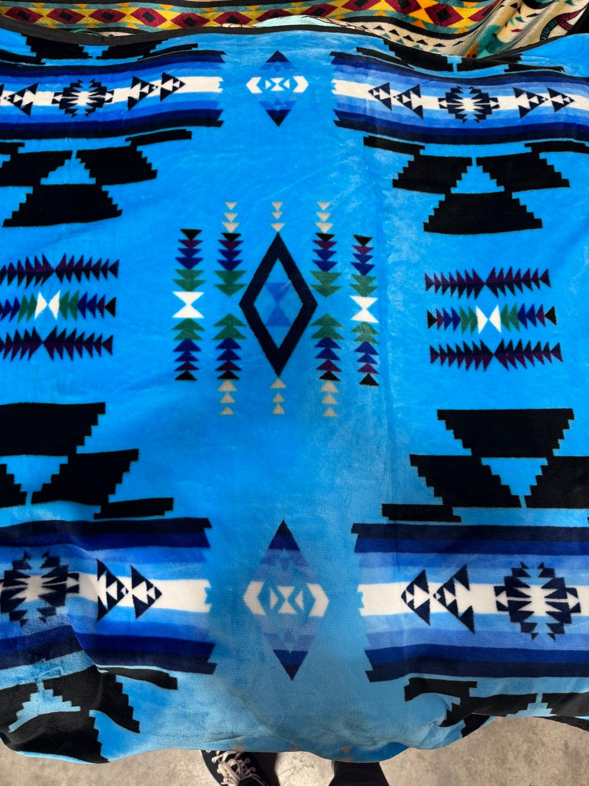 GS Blankets — Throw