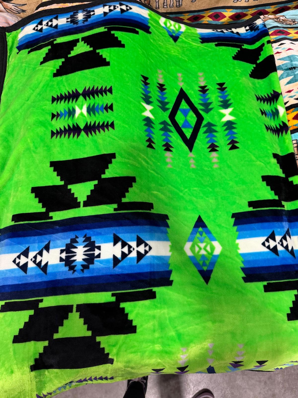 GS Blankets — Throw